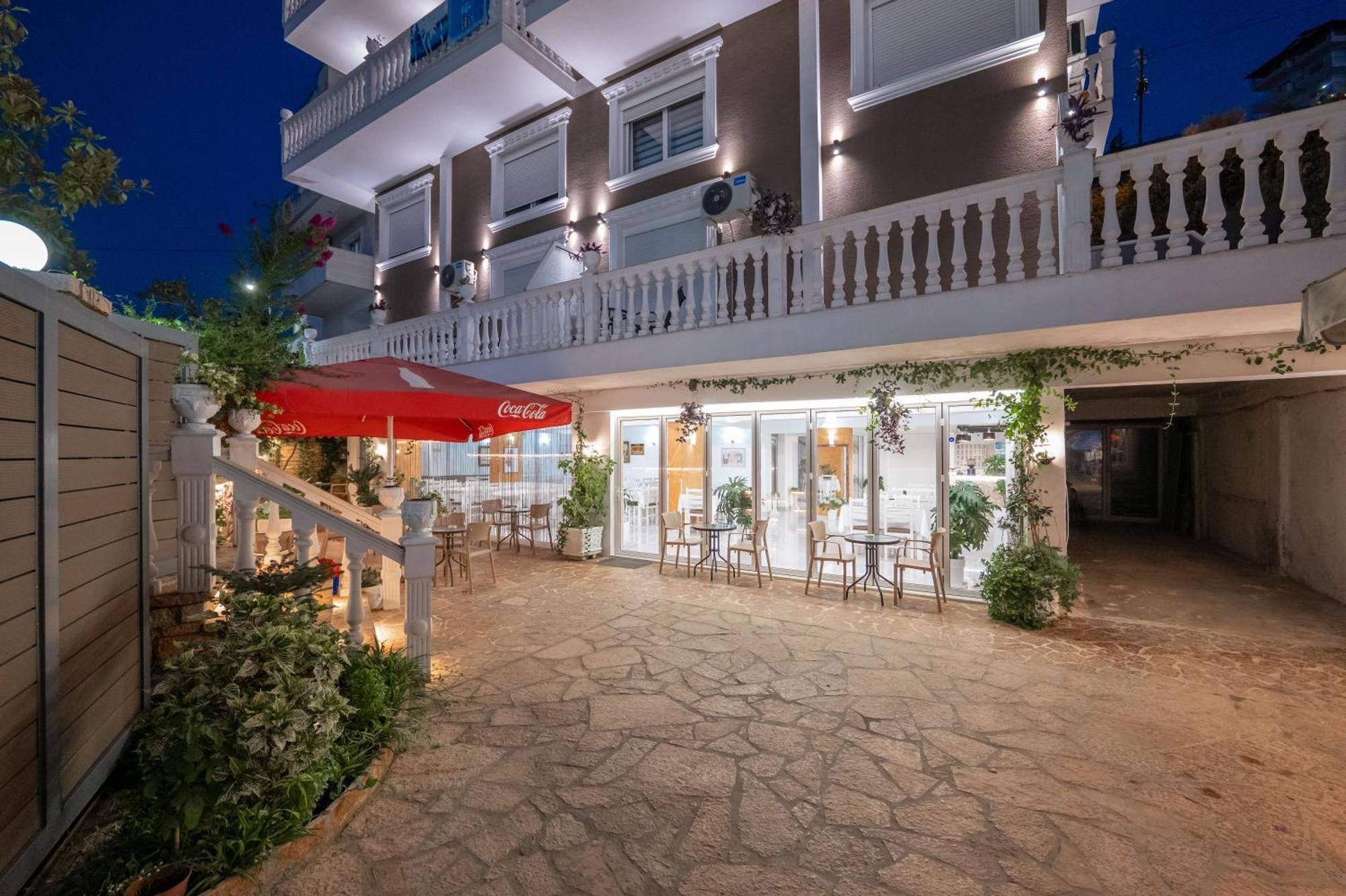 Hotel Elite Sarande Bagian luar foto