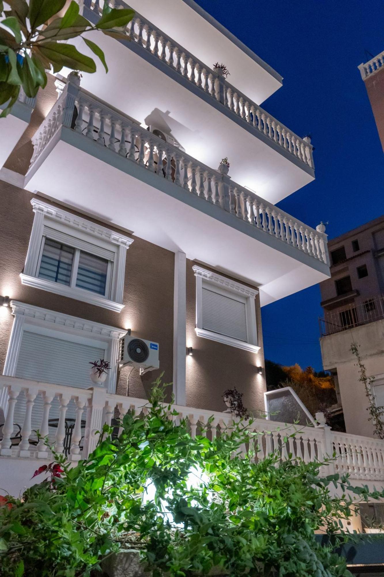 Hotel Elite Sarande Bagian luar foto