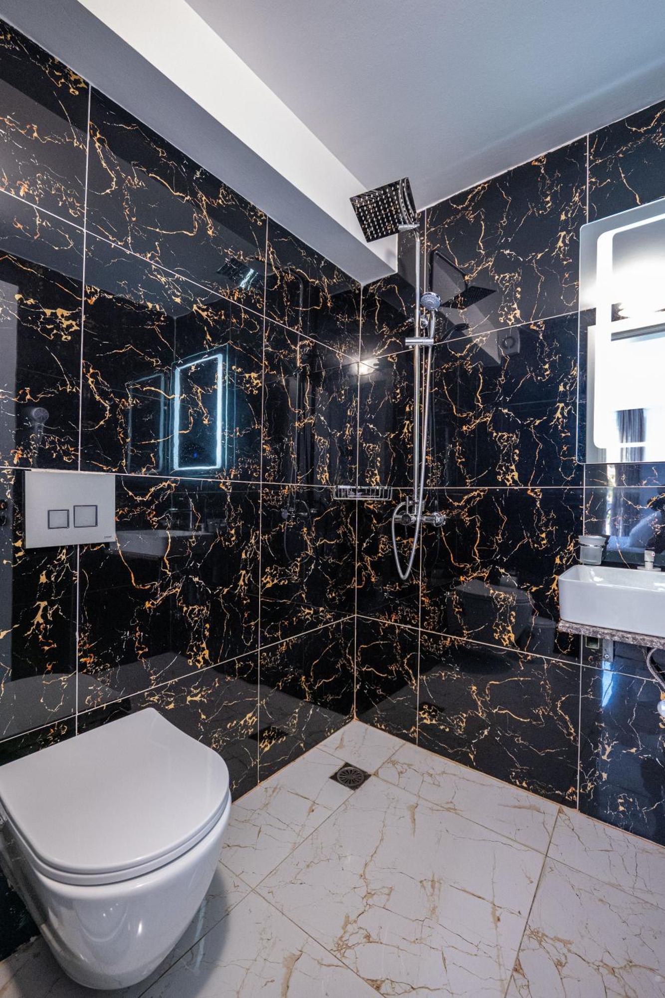 Hotel Elite Sarande Bagian luar foto