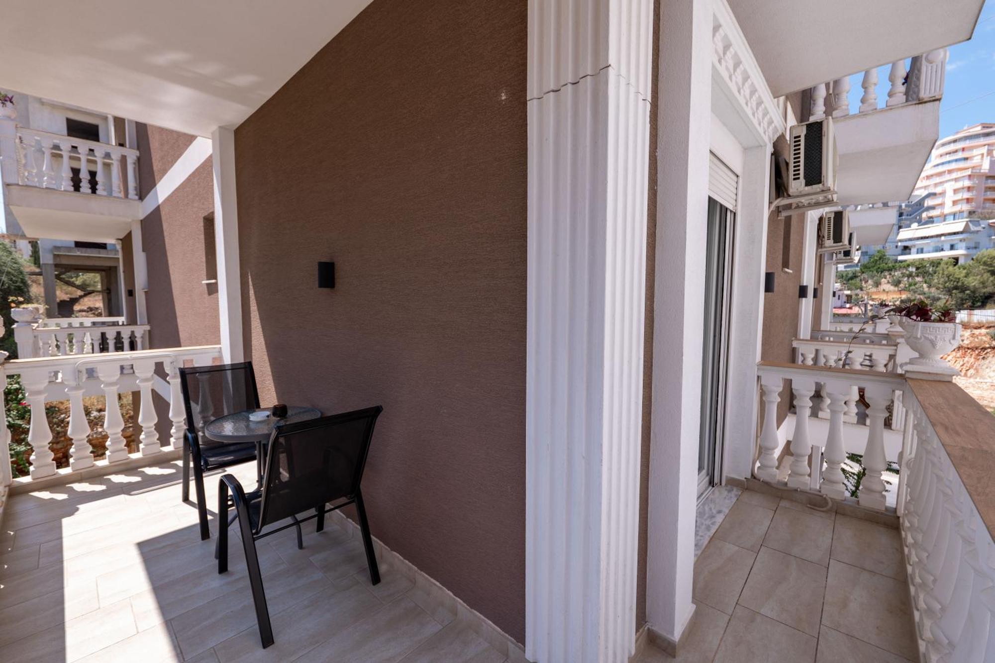 Hotel Elite Sarande Bagian luar foto