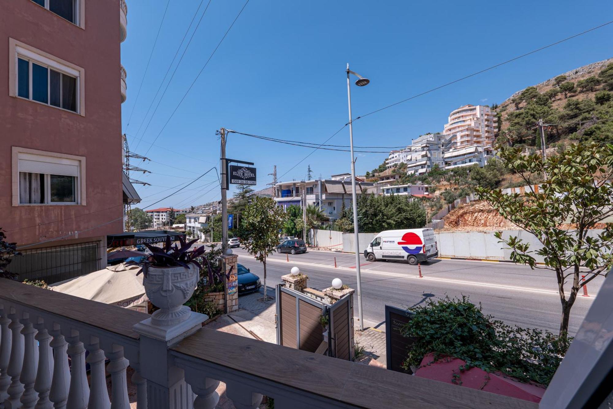 Hotel Elite Sarande Bagian luar foto