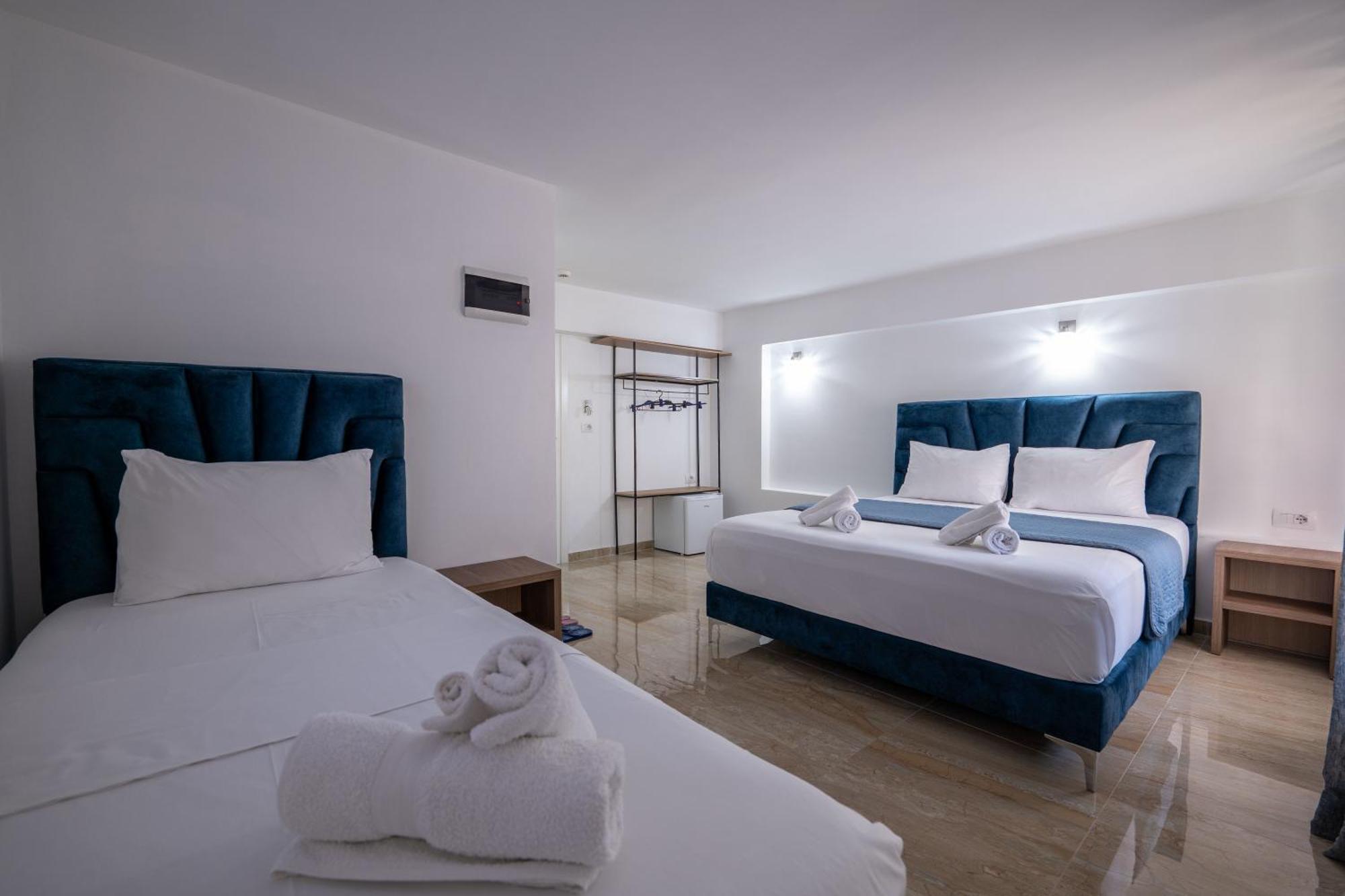 Hotel Elite Sarande Bagian luar foto